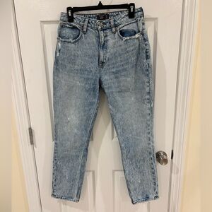 Abercrombie Mom Jeans